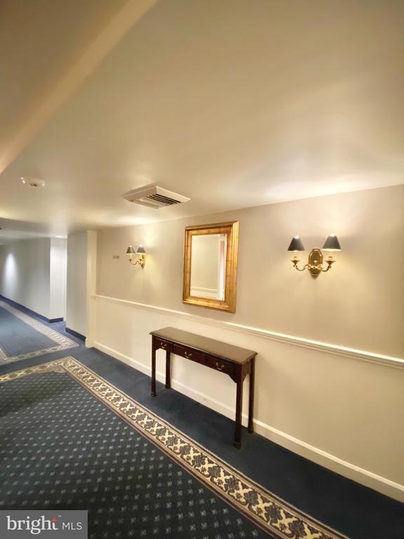 Building Photo - 1600 Prince St