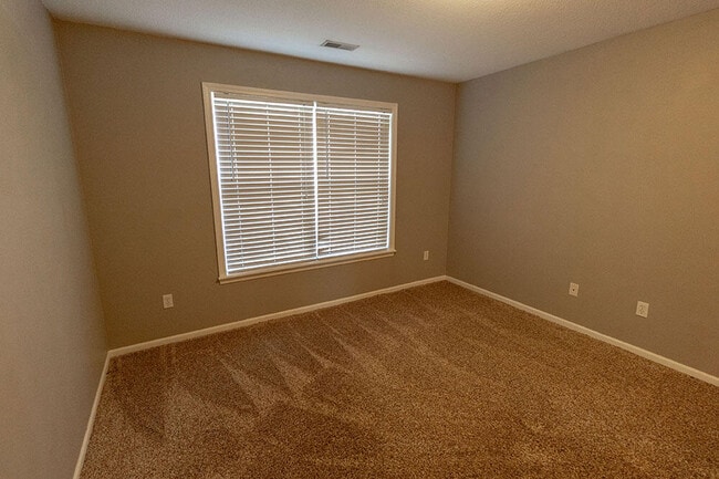 Building Photo - 4207 Black Tail Dr