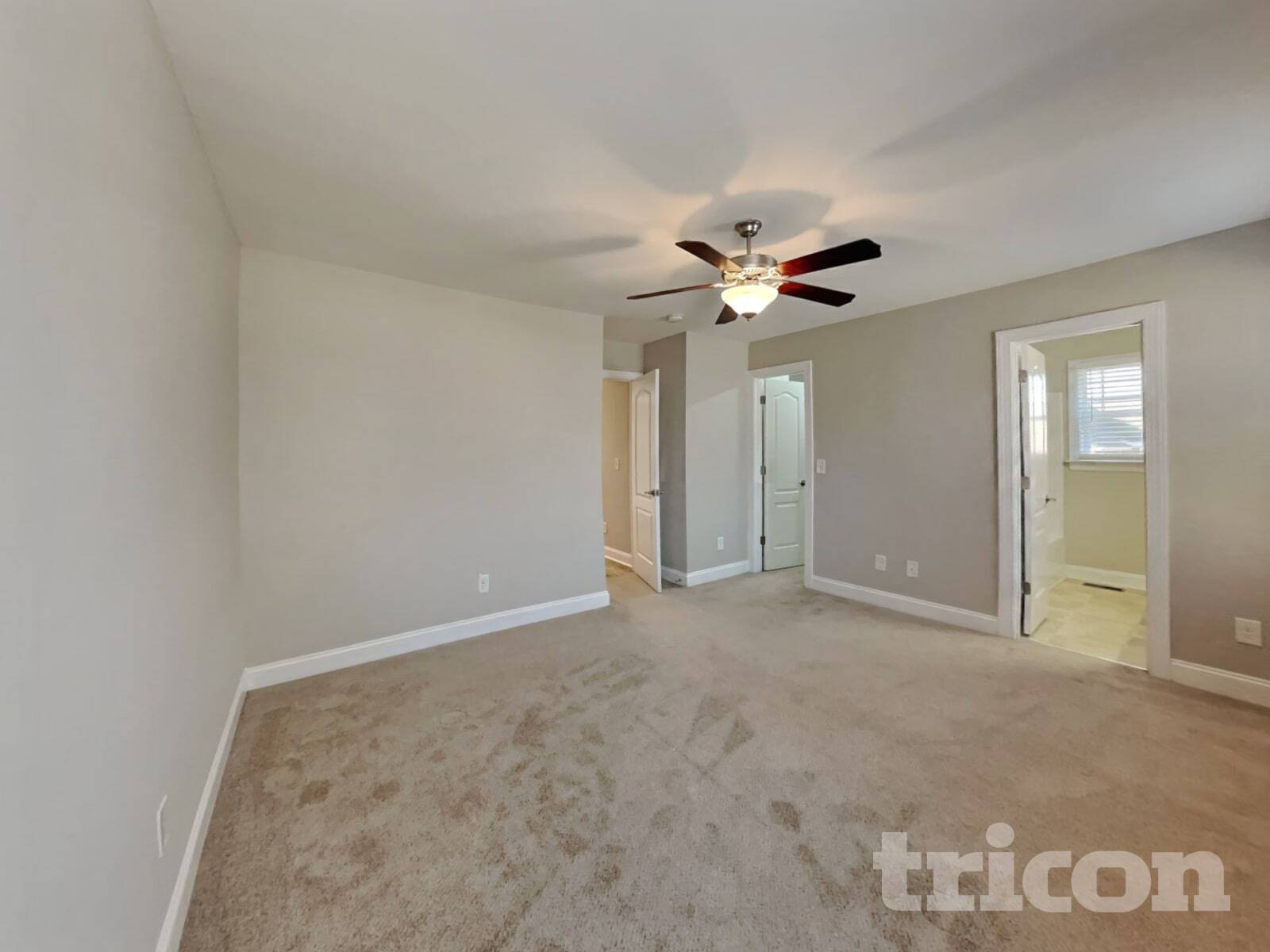 Building Photo - 302 Oxfordshire Dr
