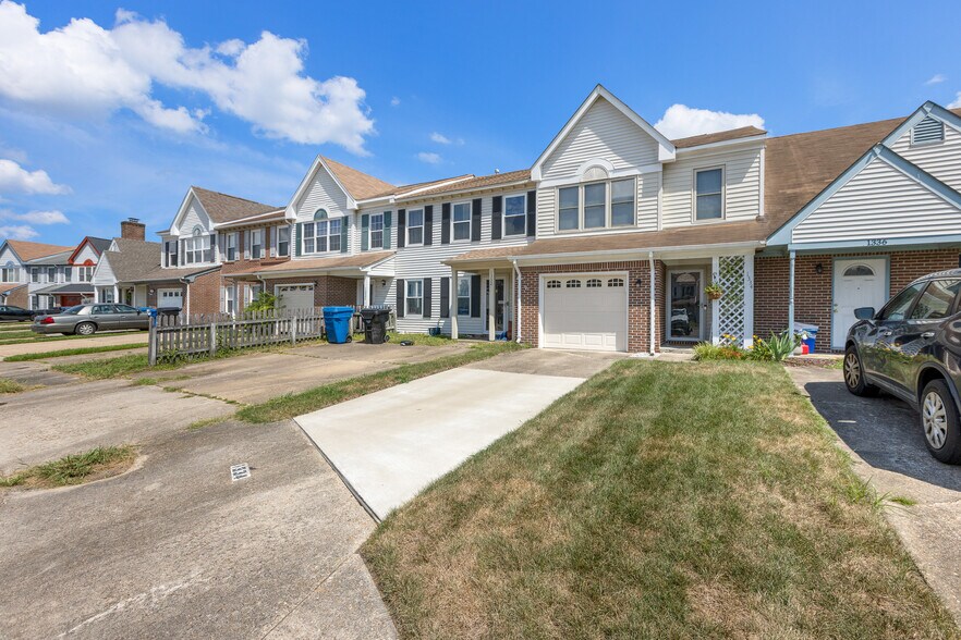 Building Photo - 1334 Rica Ct