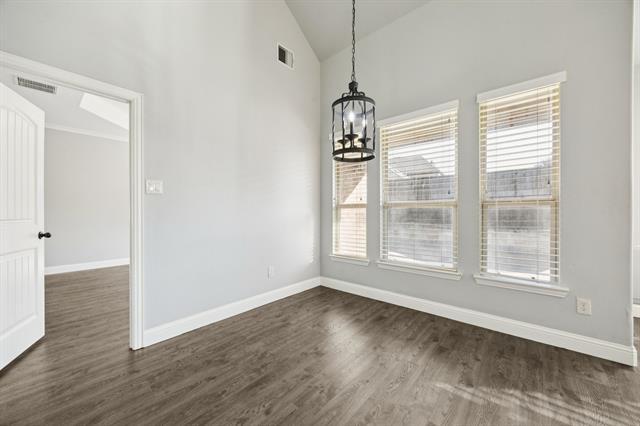 Building Photo - 317 Hawks Dr