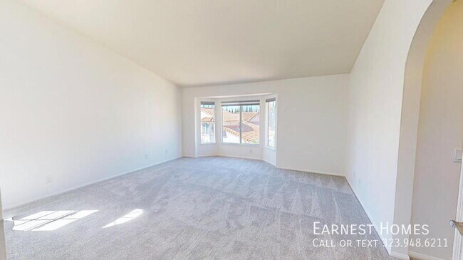 Building Photo - 12015 Stone Gate Way