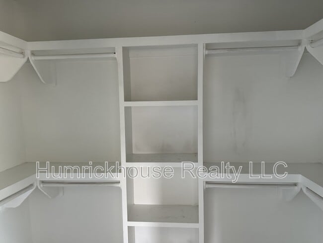 Building Photo - 2520 Greenland Ave