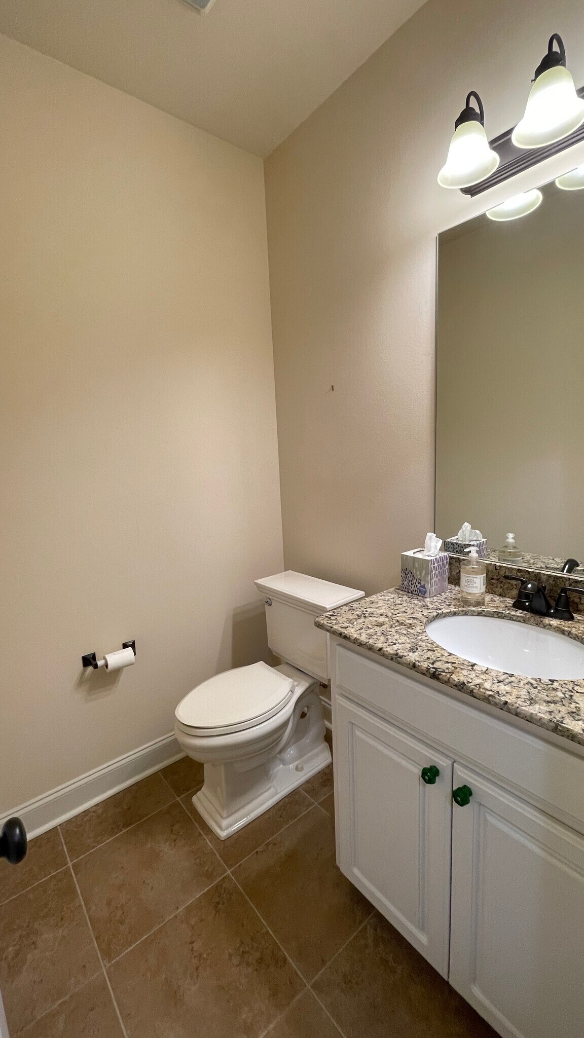 1/2 bath - 20175 Kingland Dr