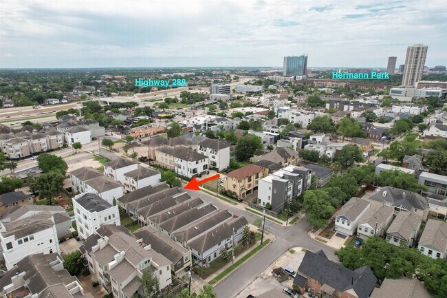 Building Photo - 1811 Wichita St