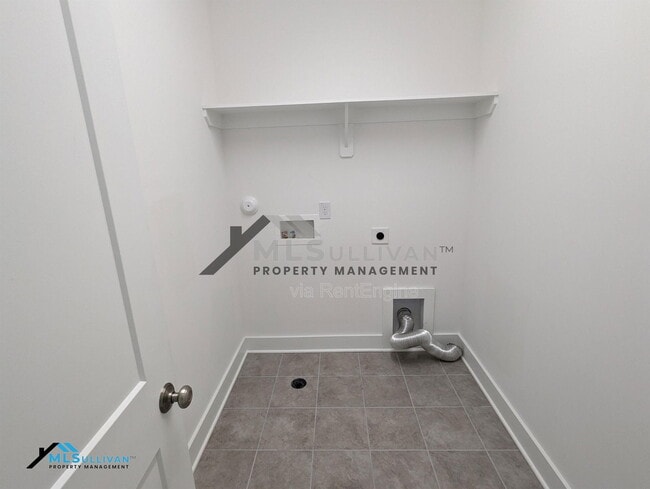 Building Photo - 1100 Fly Catcher Ct