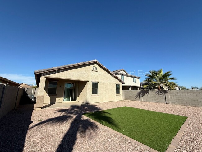 Building Photo - 15811 W Banff Ln