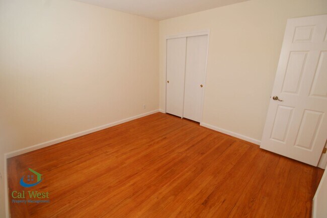 Building Photo - 126 Calado Ave