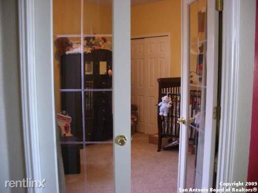 Building Photo - 3 br, 2 bath House - 348 Silver Wing
