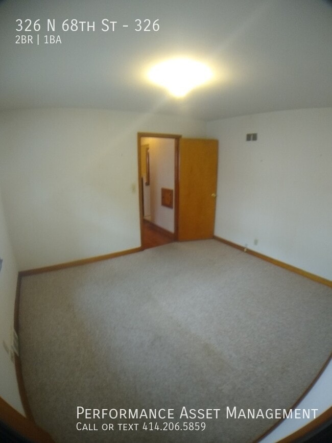 Building Photo - 326 N 68th St