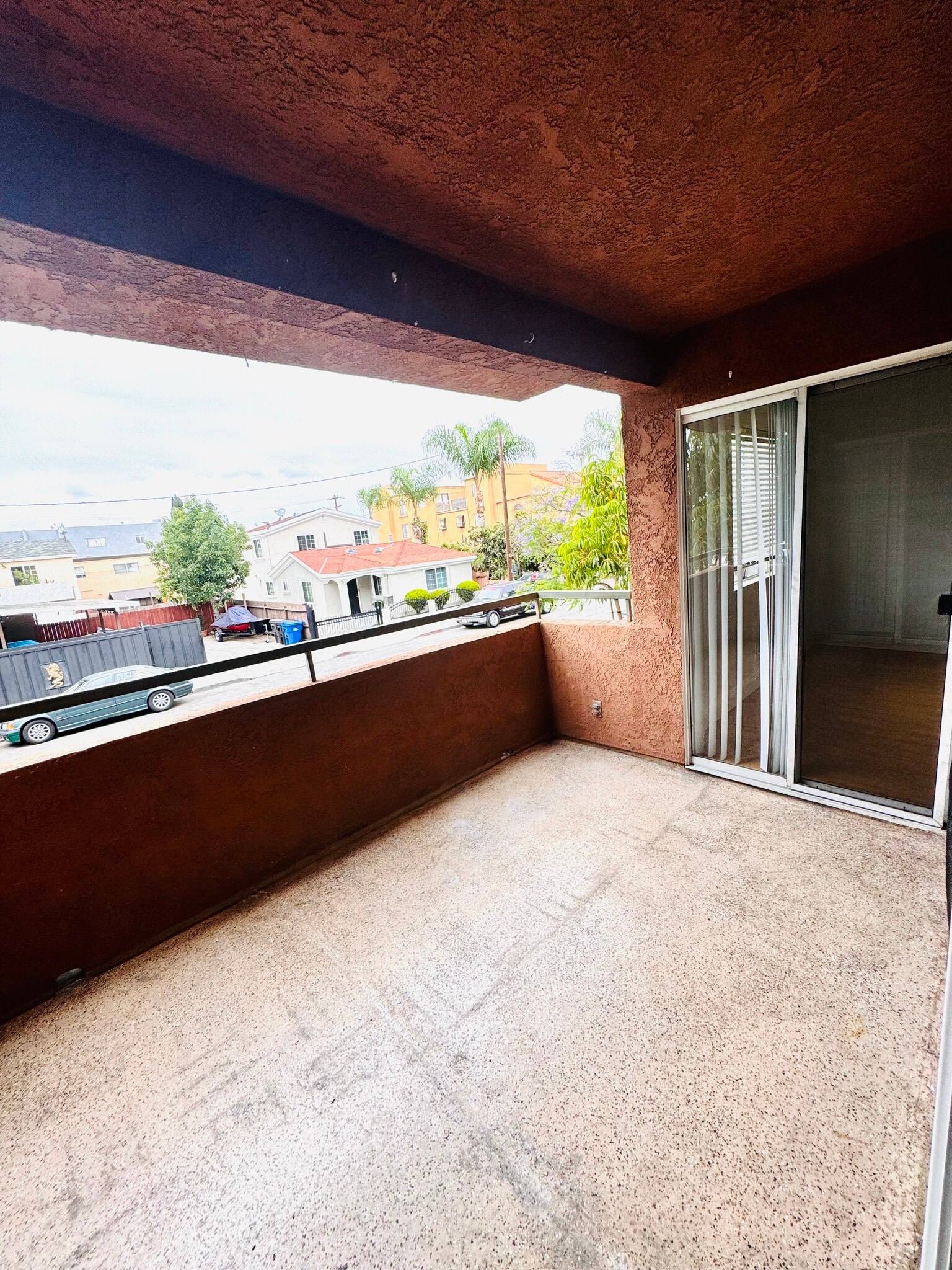 Private Balcony - 2507 E 15th St