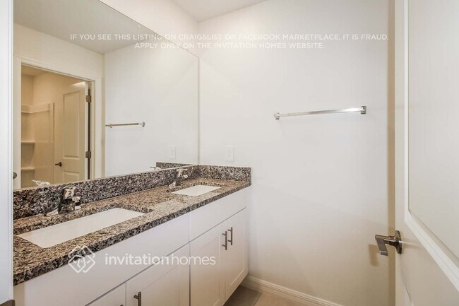Building Photo - 11437 Lavender Loop