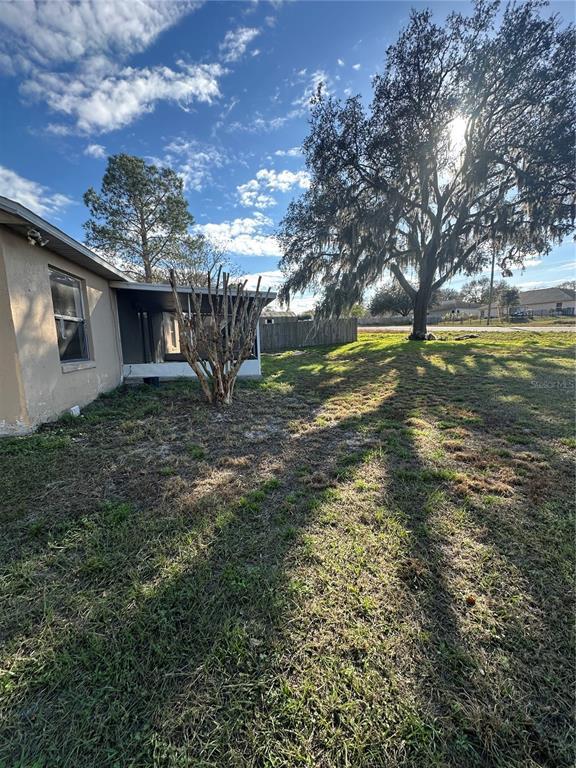 Building Photo - 4023 E Cardinal Pines Dr