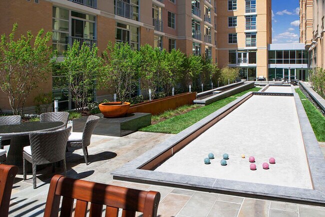 Building Photo - Highland Park, 1400 Irving St NW