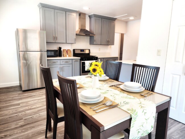 Building Photo - 18942 E Smiley Dr