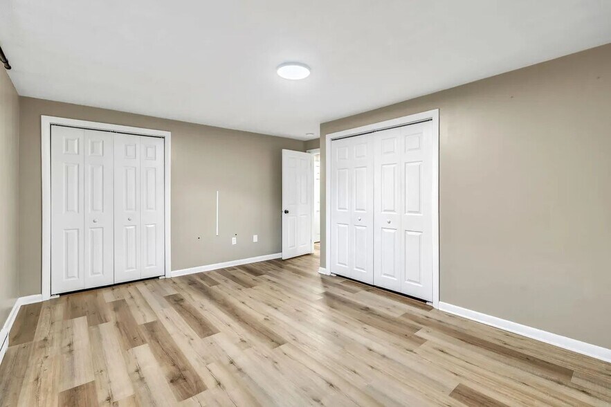 Building Photo - 375 Bridgton Rd