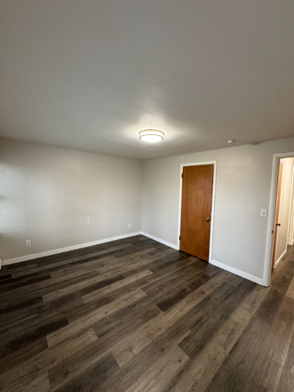 Building Photo - 4748 22nd Ave NE