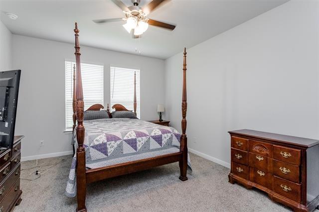 Building Photo - 960 Traction Trl