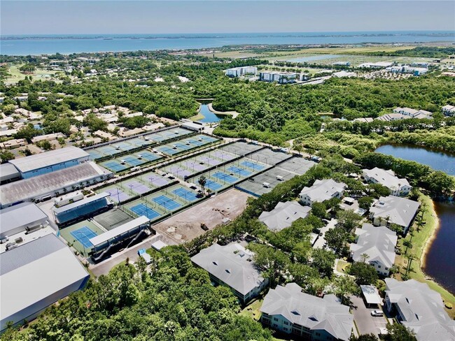 Building Photo - 3608 54th Dr W