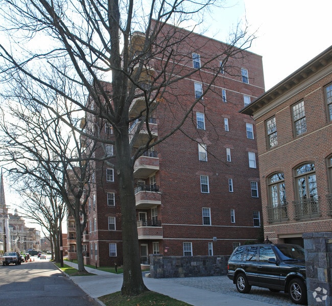 Town & Country Condos 20 Church St Greenwich CT 06830 Apartment Finder