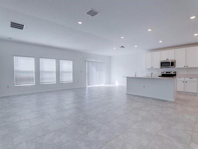 Building Photo - 602 Bell Prairie Cir