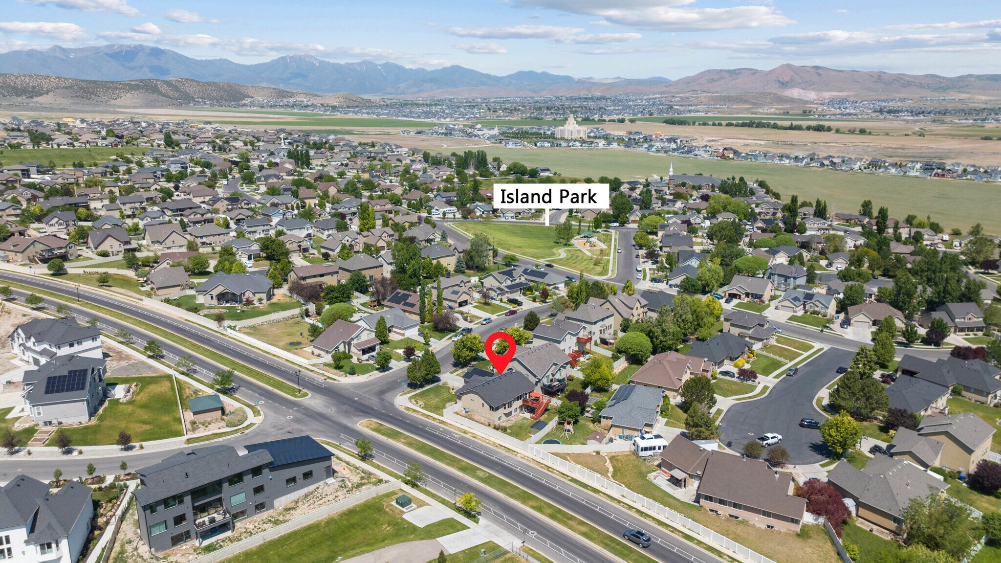 Building Photo - 1396 S Lukas Ln