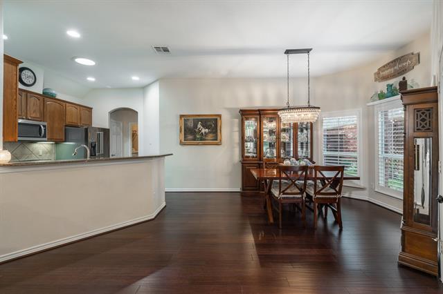 Building Photo - 7913 Southmark Dr