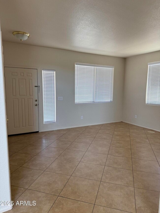 Building Photo - 8312 S 47th Ave