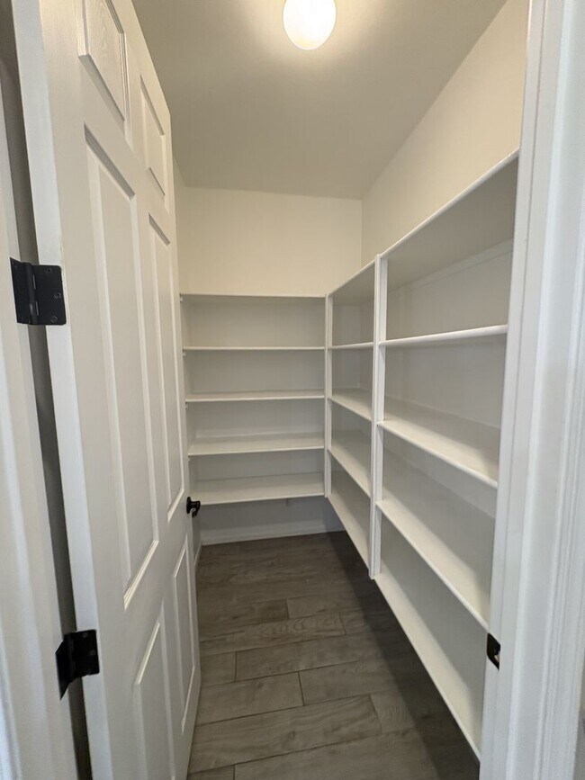 Building Photo - Star Valley Beauty 4 bedroom two bath built in 2023