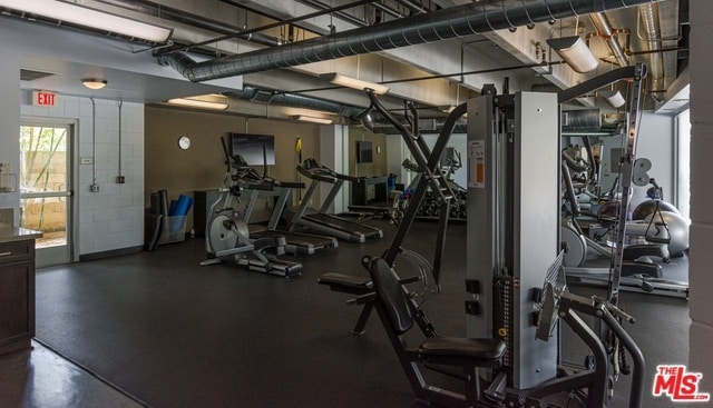 Building Photo - 4141 Glencoe Ave