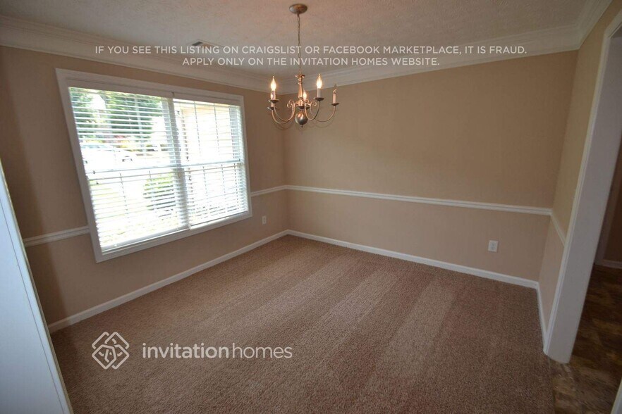 Building Photo - 3506 Bridle Brook Dr NE