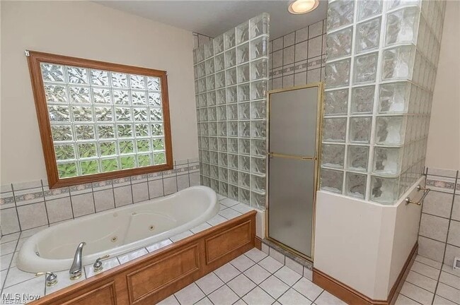 Building Photo - 7264 Forestwood Dr