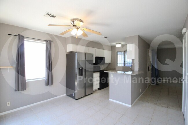 Building Photo - 9021 W Elm St