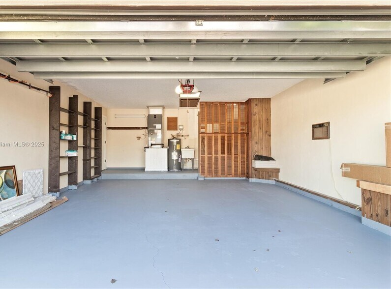 Building Photo - 21344 Escondido Way S