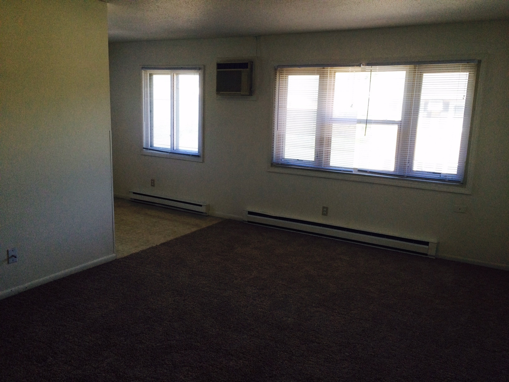 Building Photo - 106 N Holmen Dr
