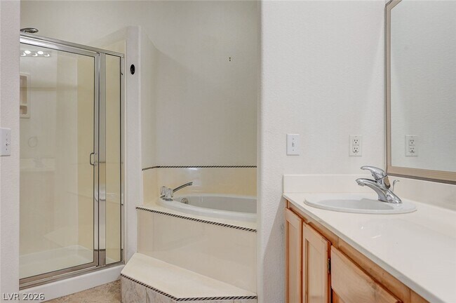 Building Photo - 9197 Grey Pebble Ct