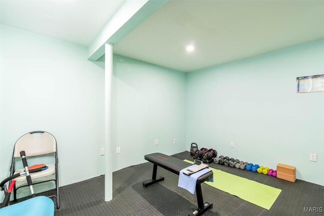 Building Photo - 1600 Redbluff Ct