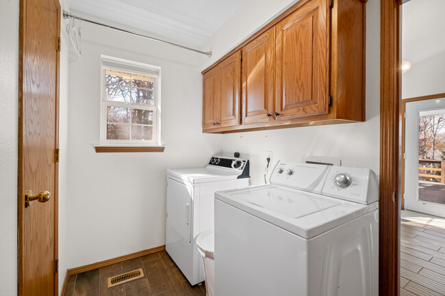 Washer/Dryer included. - 18 Tuxford Cir