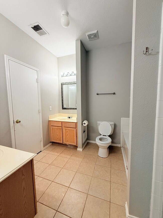 Building Photo - AVAILABLE NOW - Spacious 3-Bedroom Home with Open Layout & Covered Patio in Northwest ISD