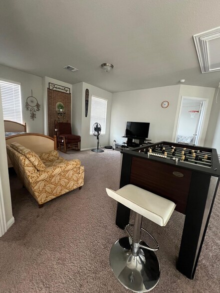Building Photo - 312 Blue Hibiscus Dr