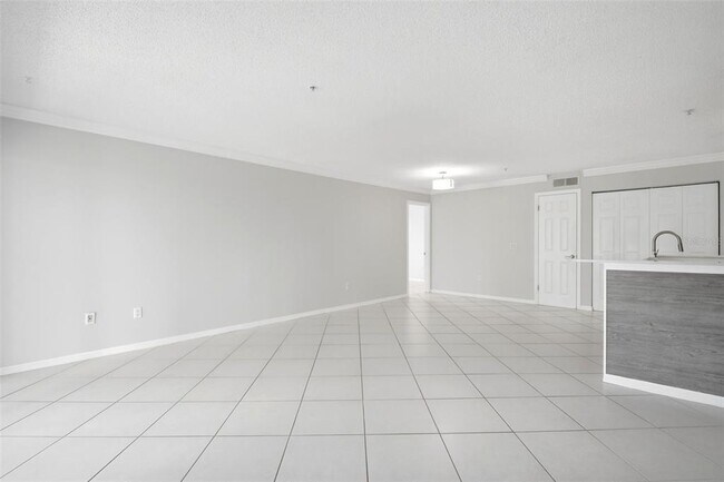 Building Photo - 2400 Feather Sound Dr