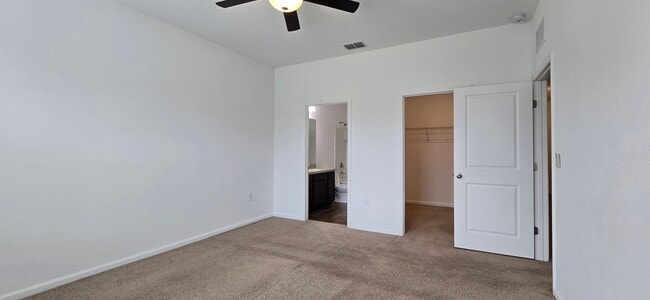 Building Photo - 15660 Merlin Ave