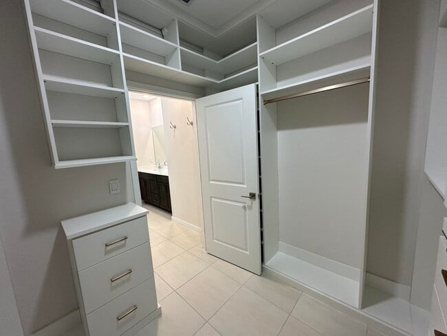 Building Photo - 7078 Rockwood Rd