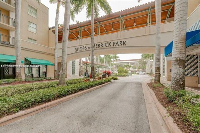 Building Photo - 4100 Salzedo St