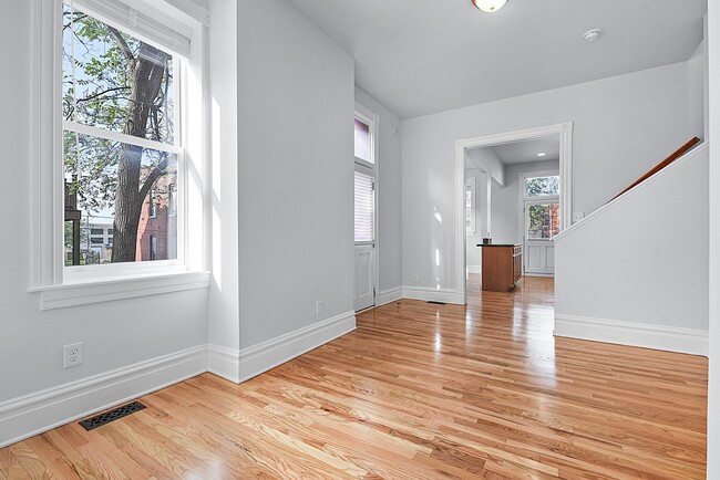 Building Photo - 2267 Indiana Ave