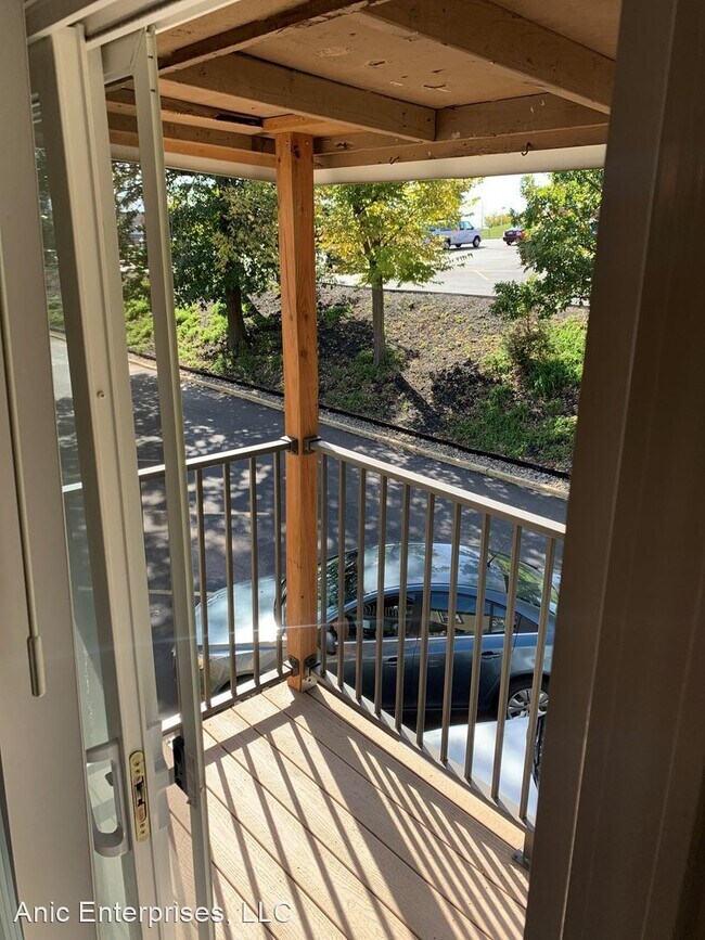 Building Photo - 1 br, 1 bath Apartment - 8717 Watson Road
