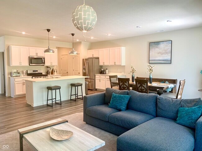 Building Photo - 13428 Dewpoint Ln