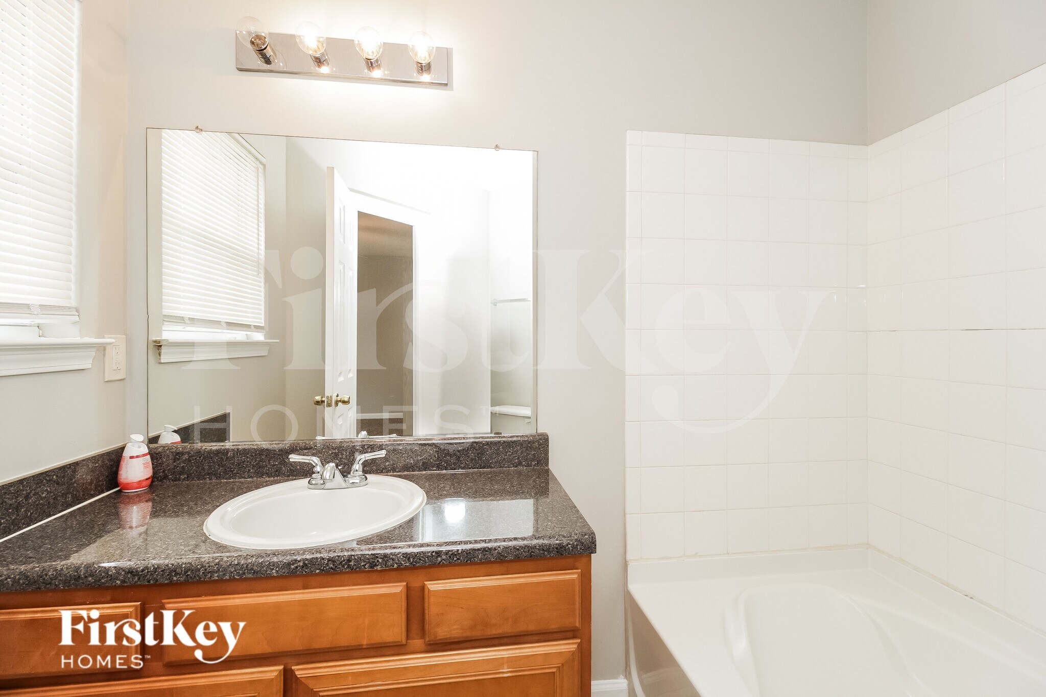 Building Photo - 2394 Brianna Dr