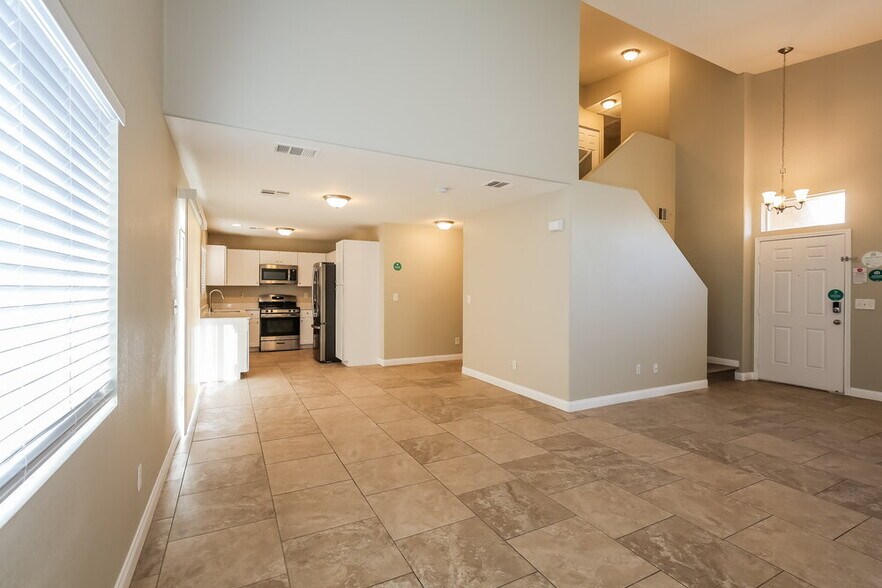 Building Photo - 5127 Mineral Lake Dr