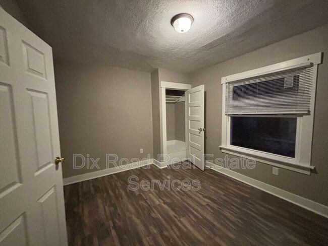 Building Photo - 1025 Richmond Ave